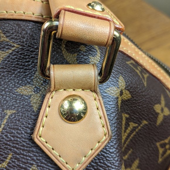 SOLD Louis Vuitton Monogram Crossbody Bag - Picture 11 of 15